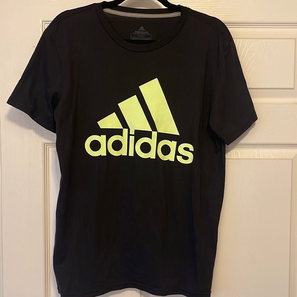 ADDIDAS TSHIRT CREW NECK BLACK/NEON GREEN SIZE: MED